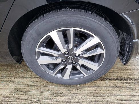 Certified 2025 Nissan Versa S w/ S Plus Package image 43