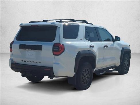 Used 2025 Toyota 4Runner SR5 image 5