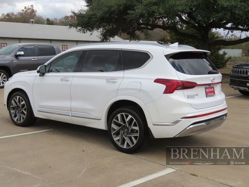 Used 2023 Hyundai Santa Fe Calligraphy image 3