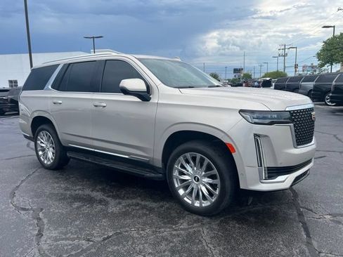 Used 2022 Cadillac Escalade Premium Luxury AWD/4WD image 8