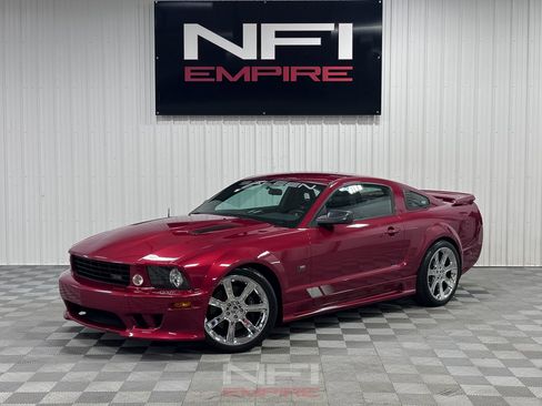 Used 2006 Ford Mustang GT Premium image 1