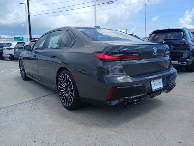 New 2026 BMW 760i xDrive w/ Executive Package AWD/4WD image 7