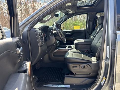 Used 2022 Chevrolet Silverado 1500 High Country w/ Technology Package image 30