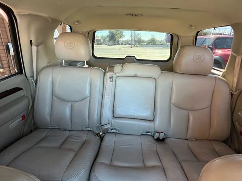 Used 2003 Cadillac Escalade AWD image 26