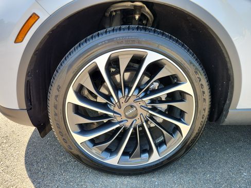 Used 2025 Lincoln Aviator Reserve w/ Luxury Package RWD image 60