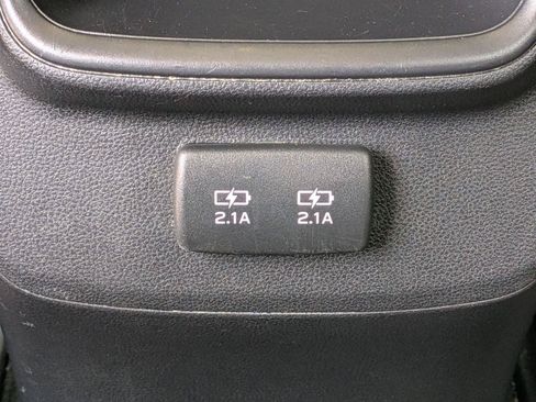 Used 2021 Subaru Outback Premium AWD/4WD image 65