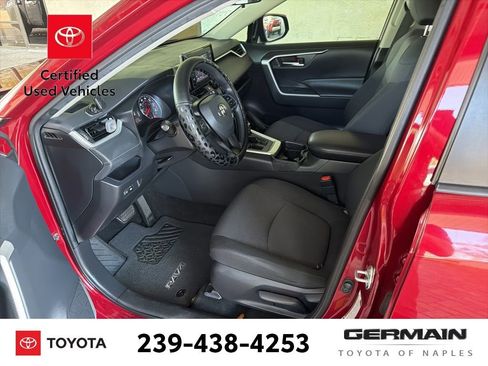 Used 2019 Toyota RAV4 XLE image 13