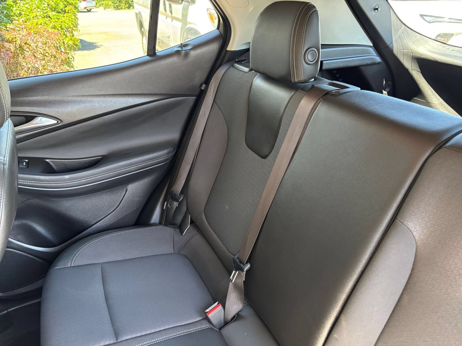 Used 2025 Buick Encore GX Preferred FWD image 68
