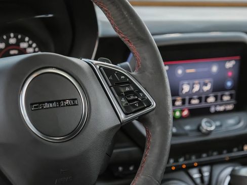 Used 2020 Chevrolet Camaro ZL1 image 15