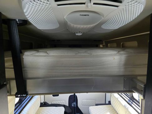 Used 2019 Mercedes-Benz Sprinter 170 image 29