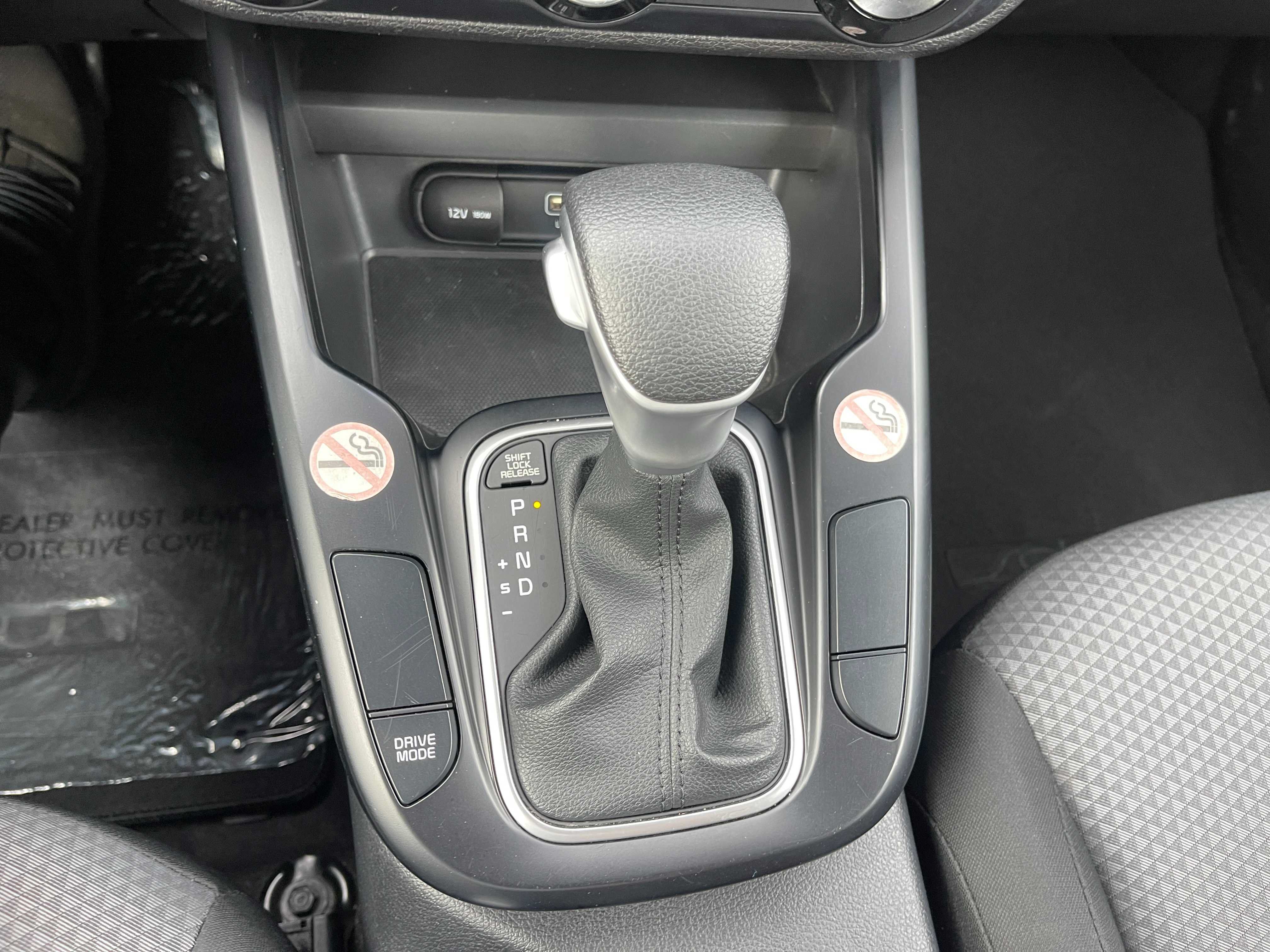 Used 2023 Kia Soul LX w/ LX Technology Package FWD image 19