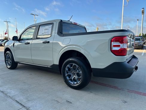 New 2025 Ford Maverick XLT w/ Equipment Group 301A image 3