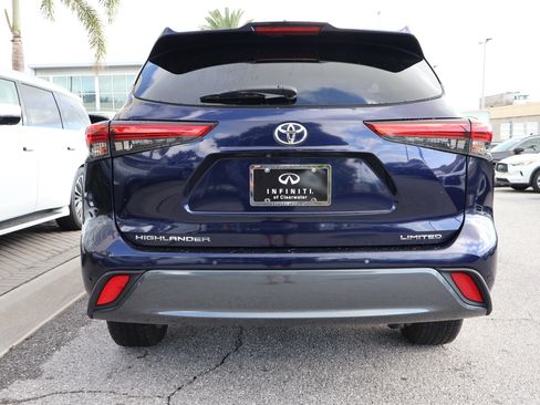 Used 2020 Toyota Highlander Limited FWD image 8