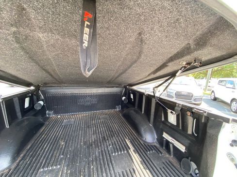 Used 2018 Ford F150 XLT image 12