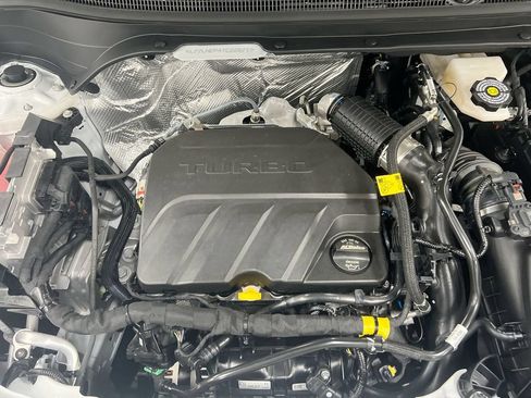 New 2026 Chevrolet Trax LT w/ Driver Confidence Package FWD image 24