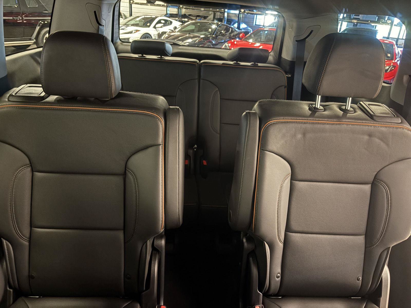 Used 2023 GMC Acadia AT4 w/ Technology Package AWD/4WD image 45