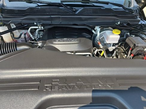 Certified 2025 RAM 2500 Big Horn AWD/4WD image 35