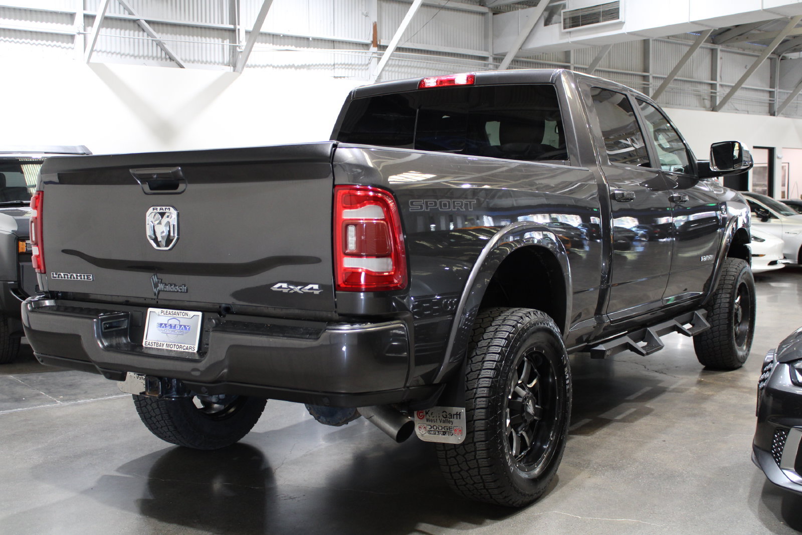 Used 2022 RAM 2500 Laramie AWD/4WD image 7