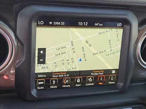 Used 2018 Jeep Wrangler Unlimited Sahara image 10