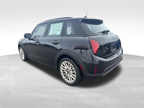 New 2026 MINI Cooper 4-Door Hardtop FWD image 5
