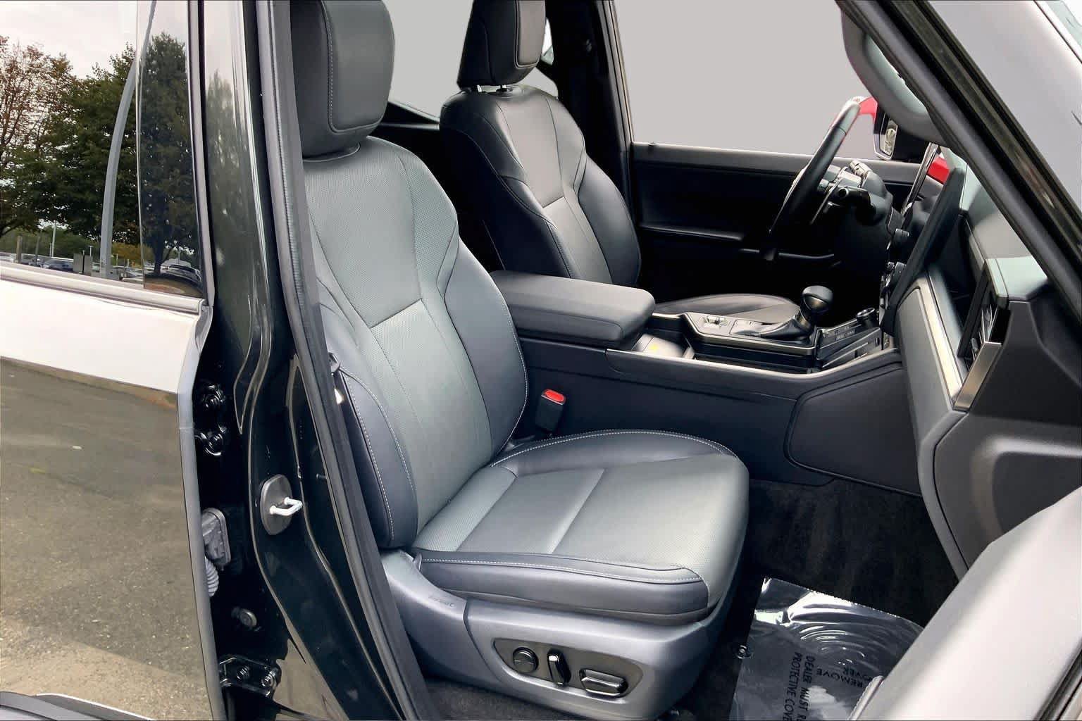 Certified 2024 Lexus GX 550 w/ Accessory Package (2T) AWD/4WD image 9