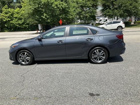 Used 2023 Kia Forte LXS FWD image 8
