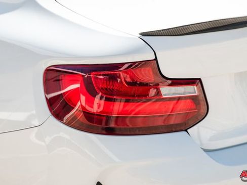 Used 2017 BMW M2 image 62