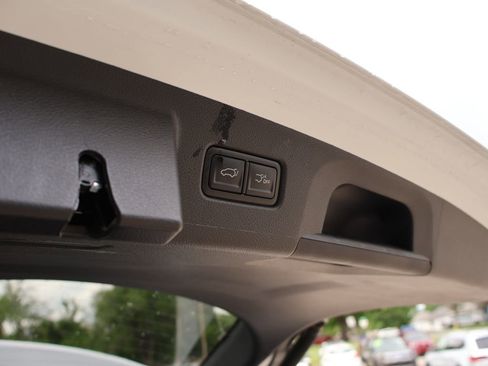 Used 2025 Kia Telluride SX X-Line AWD/4WD image 9