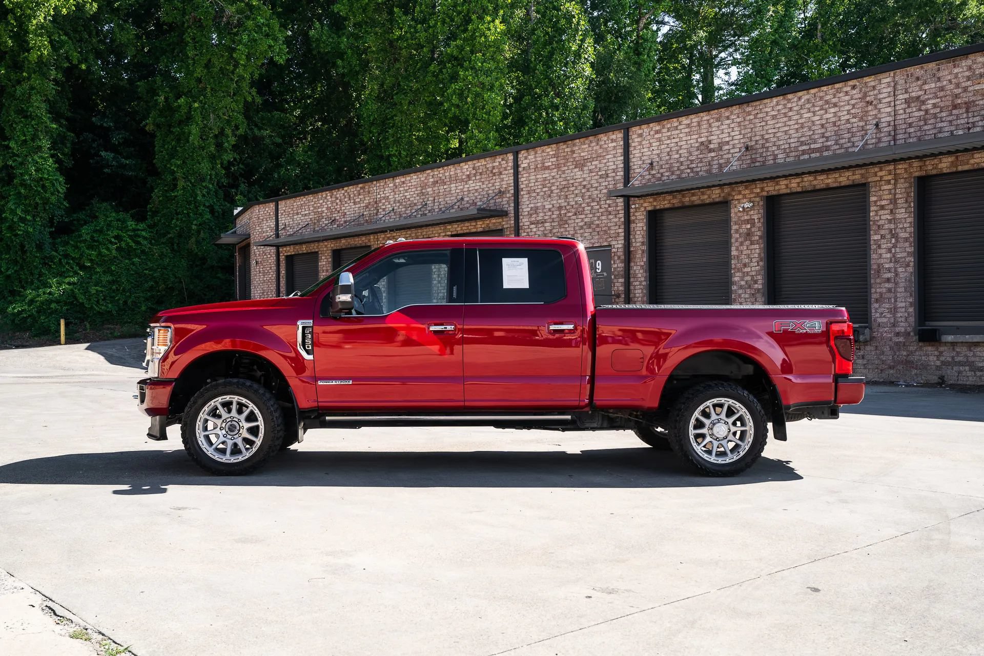 Used 2020 Ford F350 Platinum AWD/4WD image 6