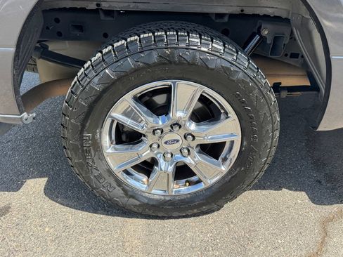 Used 2015 Ford F150 XLT w/ Equipment Group 302A Luxury RWD image 12