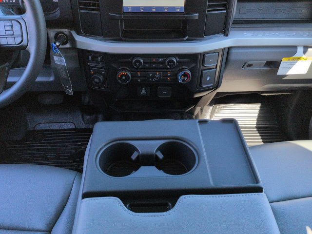 New 2027 Ford F350 XL w/ XL Chrome Package AWD/4WD image 19