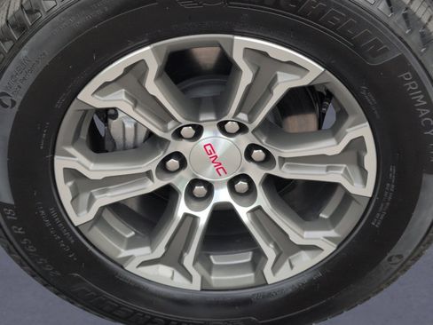 Used 2026 GMC Sierra 1500 SLT AWD/4WD image 37