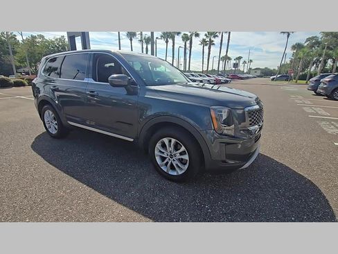 Used 2021 Kia Telluride LX image 16