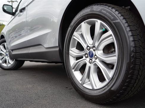 Used 2020 Ford Edge Titanium w/ Equipment Group 301A image 21