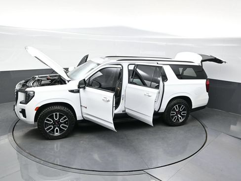Used 2023 GMC Yukon XL AT4 AWD/4WD image 50