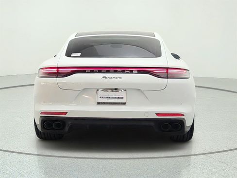 Used 2023 Porsche Panamera image 6