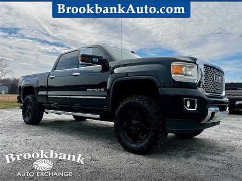 Used 2015 GMC Sierra 2500 Denali w/ Duramax Plus Package image 1