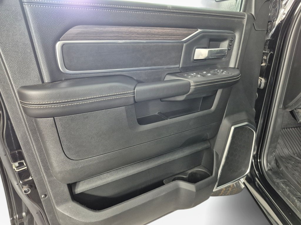 New 2026 RAM 3500 Laramie w/ Night Edition AWD/4WD image 20