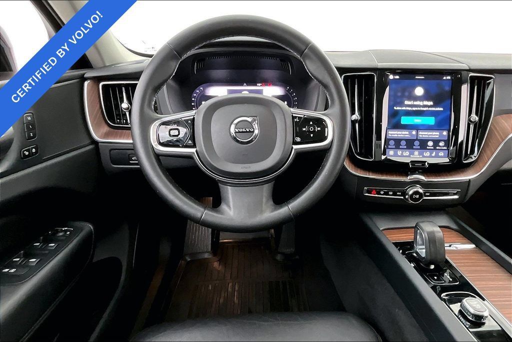 Certified 2024 Volvo XC60 B5 Plus w/ Protection Package Premier AWD/4WD image 6