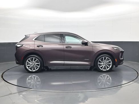 Used 2024 Buick Envision Avenir AWD/4WD image 4