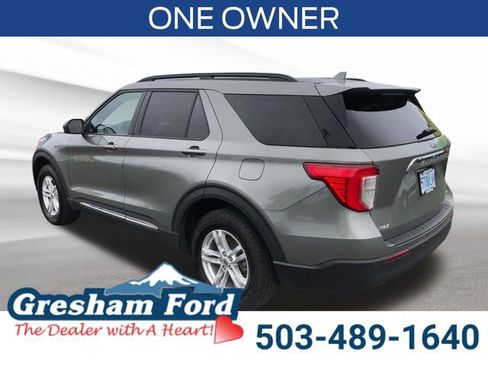 Used 2020 Ford Explorer XLT w/ Comfort Package image 3