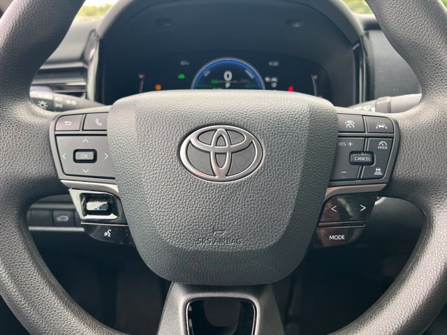 Used 2025 Toyota Camry LE FWD image 22