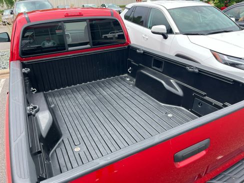 Used 2012 Toyota Tacoma 2WD Access Cab w/ SR5 Pkg image 6