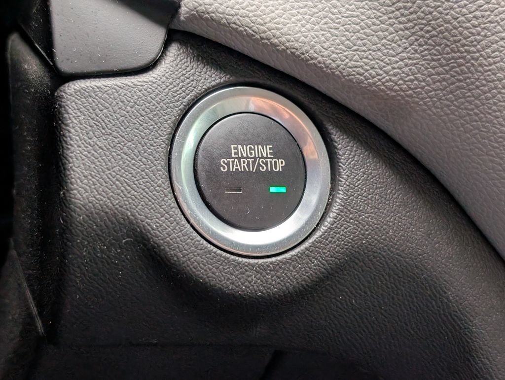 Used 2024 Chevrolet Equinox LS w/ LS Convenience Package FWD image 29