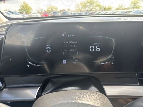 Used 2023 Kia Sportage EX FWD image 11