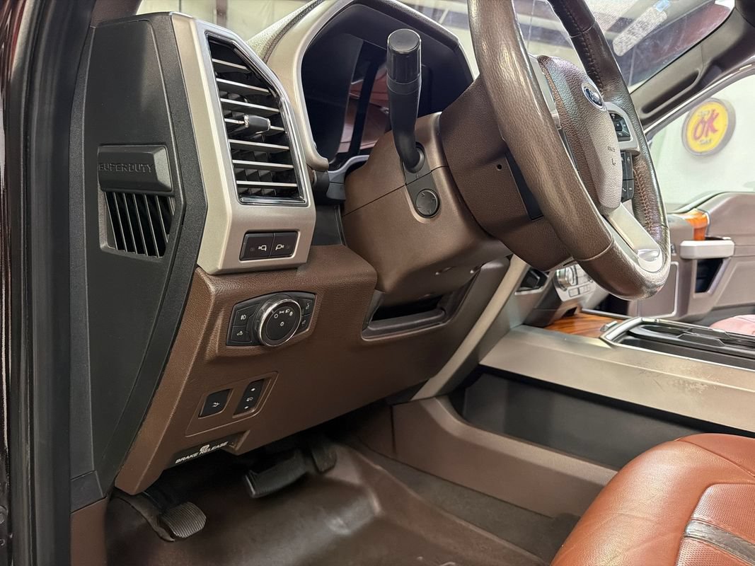 Used 2019 Ford F250 King Ranch w/ King Ranch Ultimate Package AWD/4WD image 27