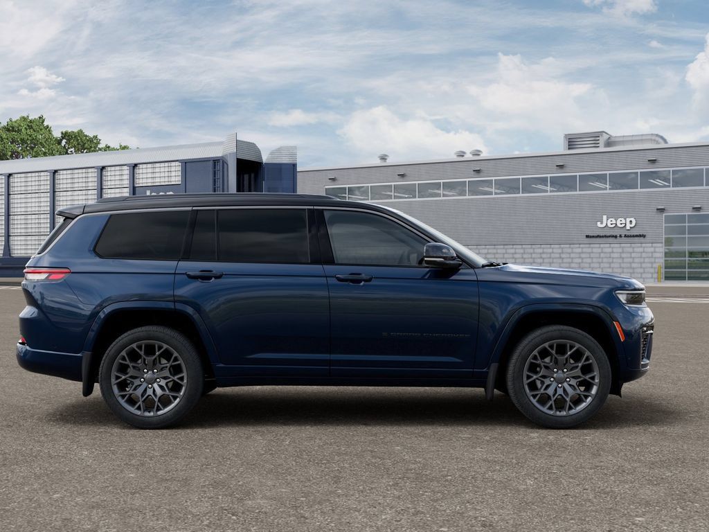 New 2026 Jeep Grand Cherokee L Summit w/ Obsidian Package AWD/4WD image 21
