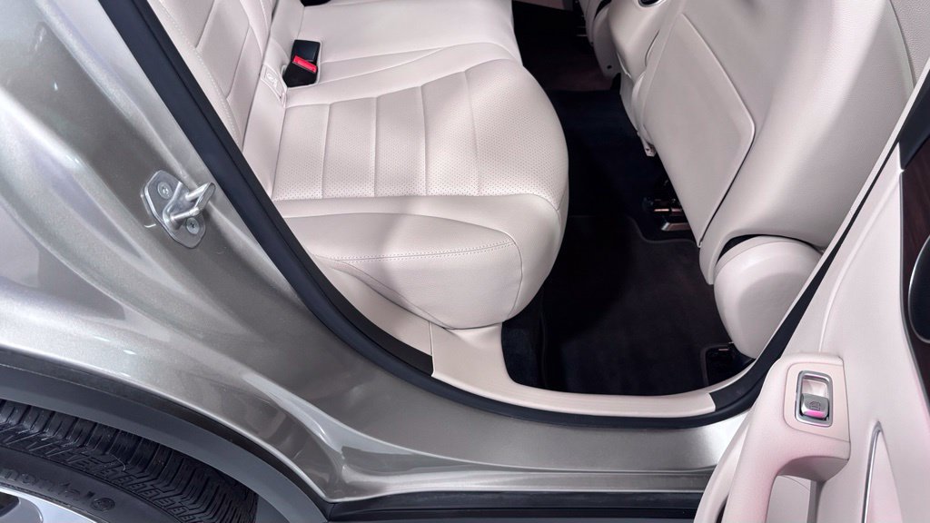 Certified 2021 Mercedes-Benz GLC 300 4MATIC image 24