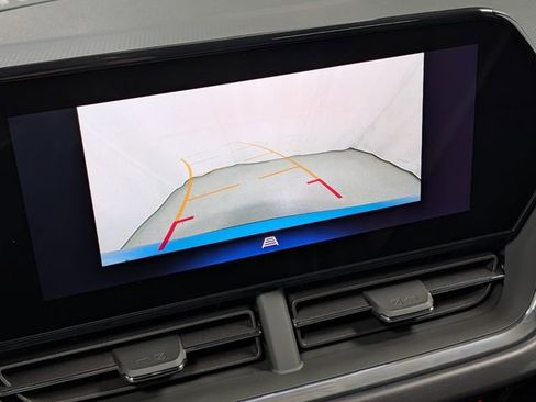 New 2026 Chevrolet Trax ACTIV w/ Sunroof Package image 24