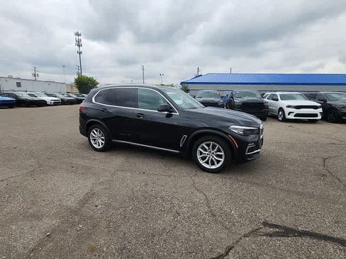 Used 2019 BMW X5 xDrive40i w/ Convenience Package AWD/4WD image 9